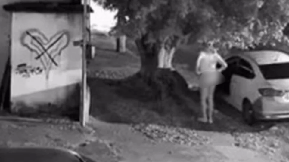 Veja o vídeo: Novas imagens mostram pastor Eduardo Costa usando peruca e calcinha; religioso afirma ser investigação pessoal