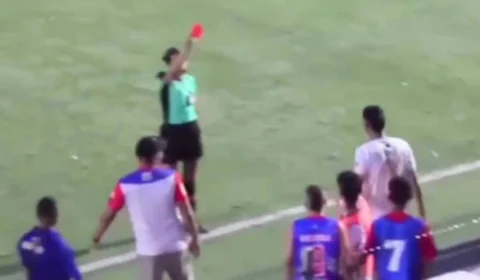 VEJA VÍDEO: Árbitra expulsa jogador, é agredida e ainda tenta revidar