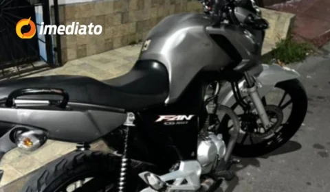 VÍDEO: Motocicleta é furtada durante a madrugada no bairro Coroado 3, em Manaus