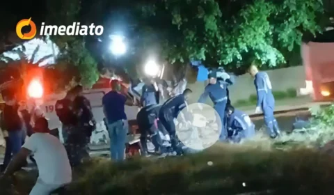 Homem é socorrido pelo SAMU após ser alvejado no pescoço próximo à rodoviária de Boa Vista