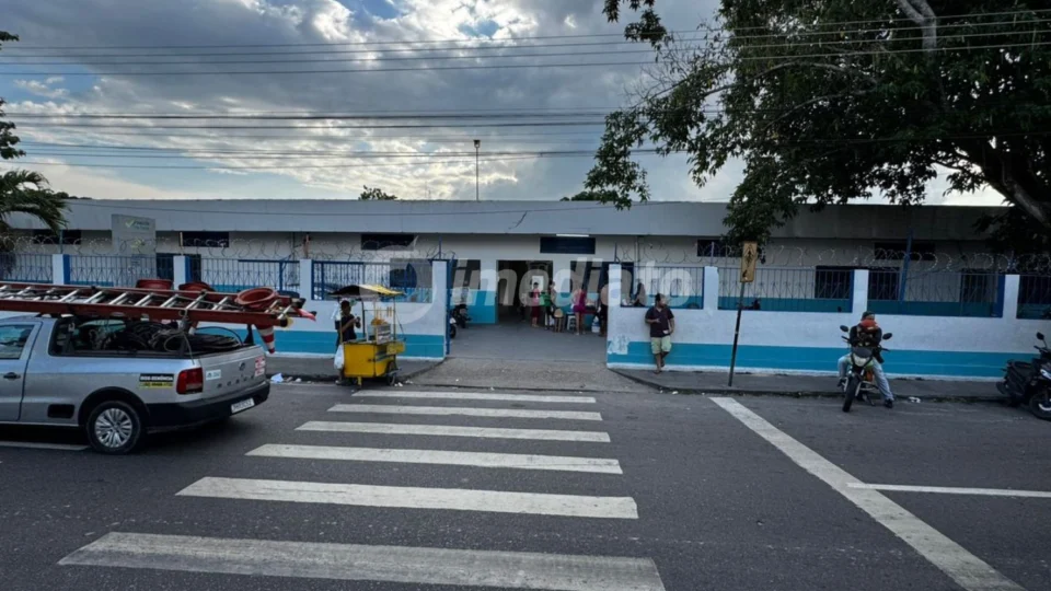 Idoso é flagrado se masturbando dentro de UBS em Manaus