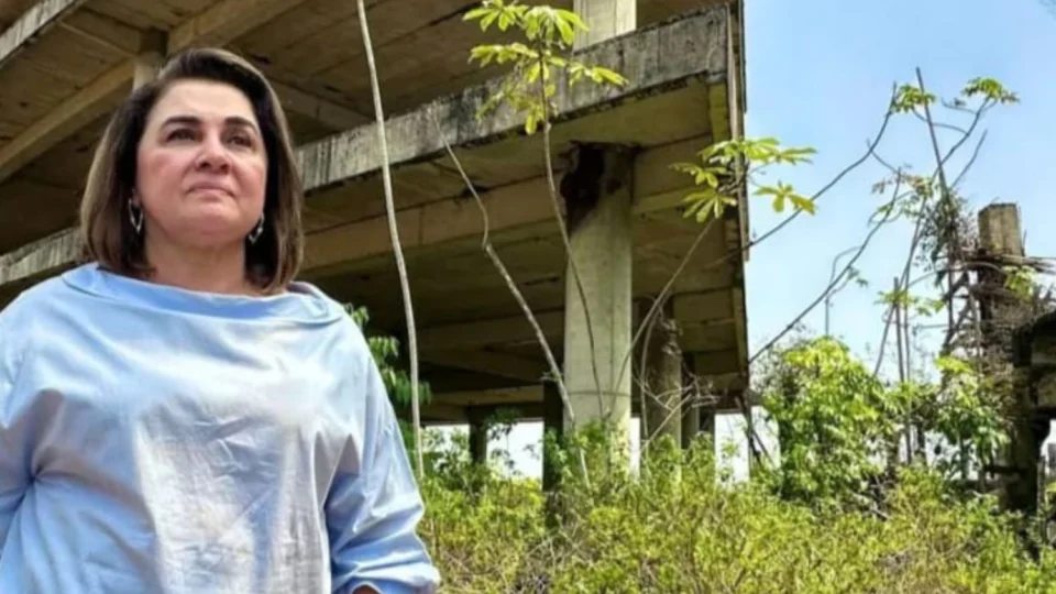 Maria do Carmo alerta para abandono da obra da Cidade Universitária, que custou R$ 124 milhões e não foi entregue em Iranduba