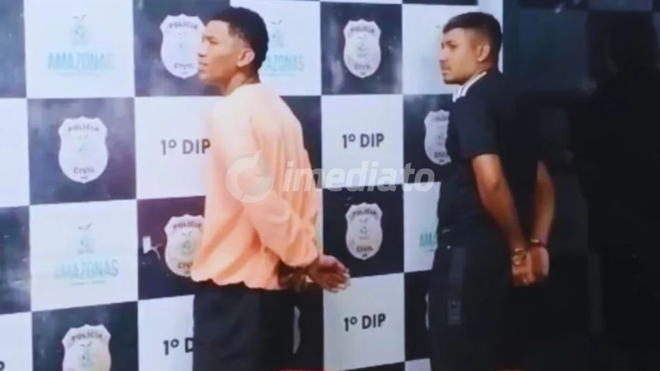 Dupla é presa com motocicleta roubada durante assalto a motorista de aplicativo em Manaus