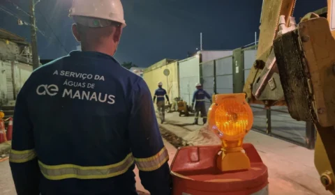 Avenida Noel Nutels recebe obras noturnas de implantação de rede de esgoto para beneficiar mais de 10 mil moradores do bairro Cidade Nova