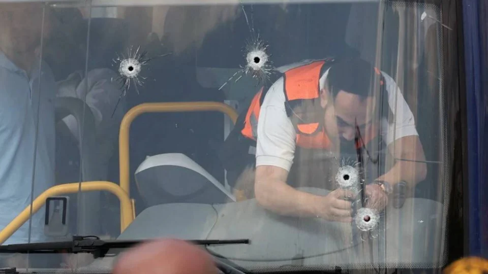 Ataque terrorista em Jerusalém deixa seis mortos e 12 feridos