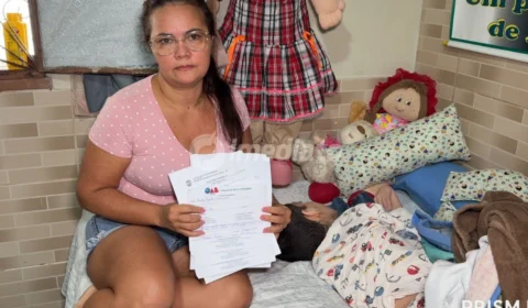 Veja o vídeo: Mãe denuncia advogado que não repassa indenização destinada ao filho com paralisia cerebral em Manaus