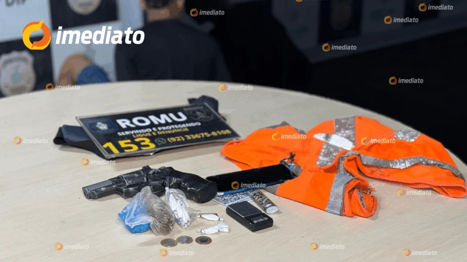 VÍDEO: Polícia prende homem com arma de fogo e drogas durante patrulhamento no Centro de Manaus