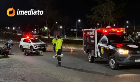 Motociclista morre após colidir com carro e ser atingido por outra moto na Avenida das Torres