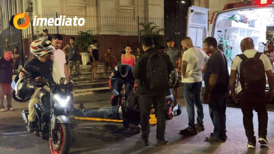 Motociclista é atingido por fiação e fica ferido no pescoço no Centro de Manaus