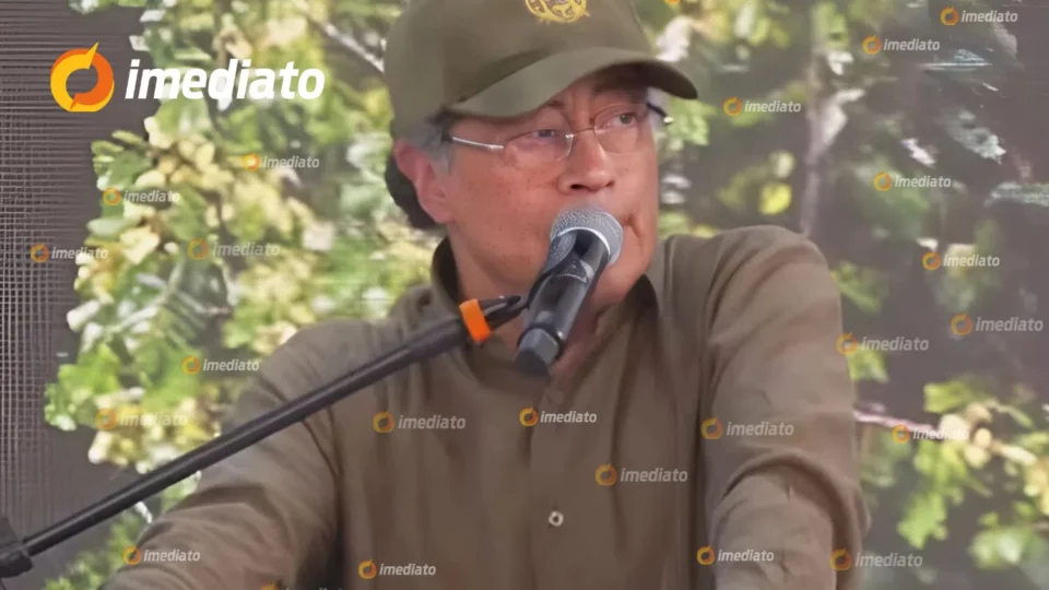 VÍDEO: Presidente da Colômbia, Gustavo Petro, defende legalização das drogas em evento do governo Lula em Manaus