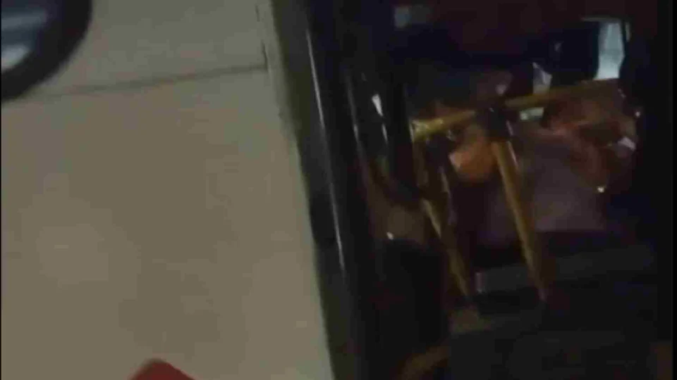 Motorista de ônibus da linha 094 é feito refém em assalto à faca em Manaus; PM prende suspeito e apreende R$ 96