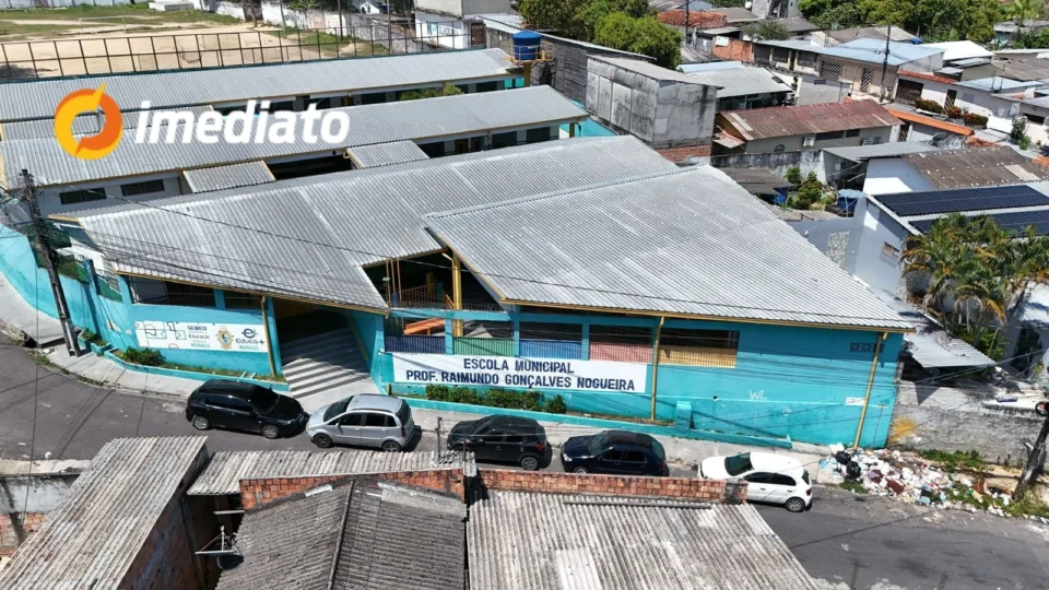 Adolescentes denunciam professor de Matemática por assédio em escola municipal de Manaus