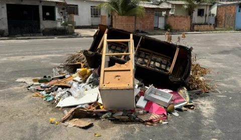 Acúmulo de lixo no Monte das Oliveiras gera transtornos e riscos à saúde dos moradores