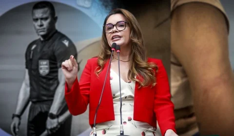 Alessandra Campelo diz que árbitro que agrediu ex-namorada se mostrou ‘um ser humano deplorável’ e apoia suspensão anunciada pela FAF