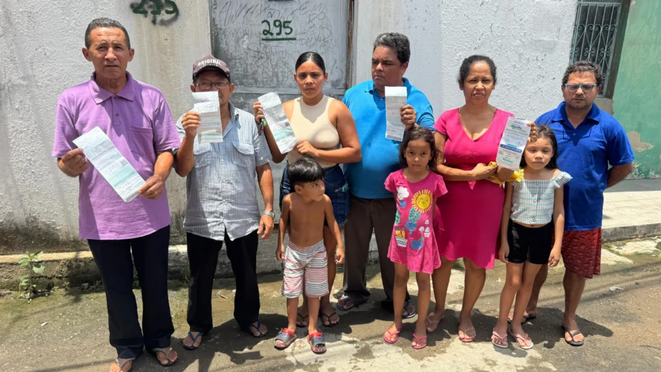 Moradores do Ouro Verde sofrem com falta de água há quatro dias e cobram solução
