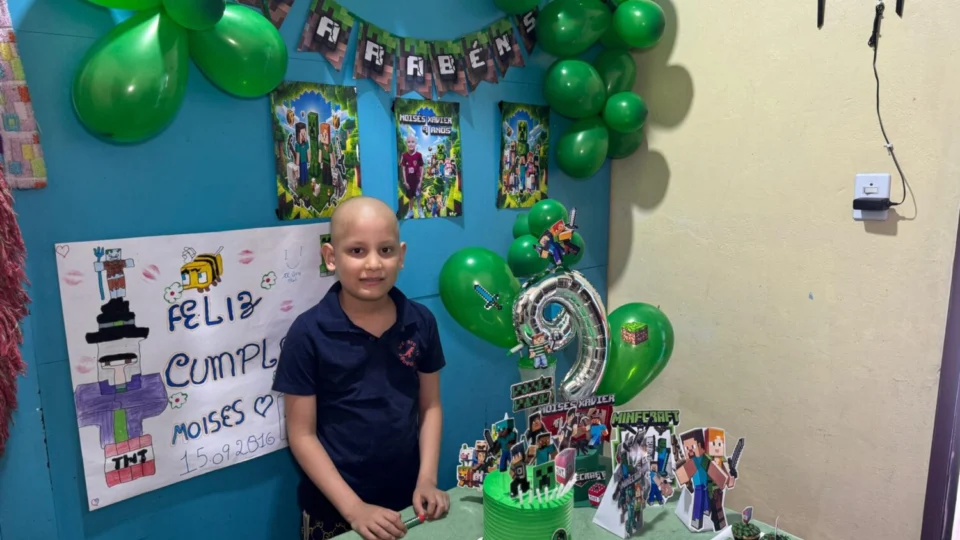 Moisés celebra aniversário e conquista de mais uma etapa na luta contra a leucemia