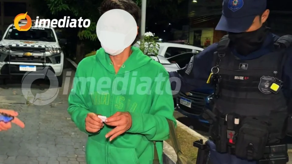 Guarda Municipal salva homem prestes a ser assassinado e apreende drogas no Centro de Manaus