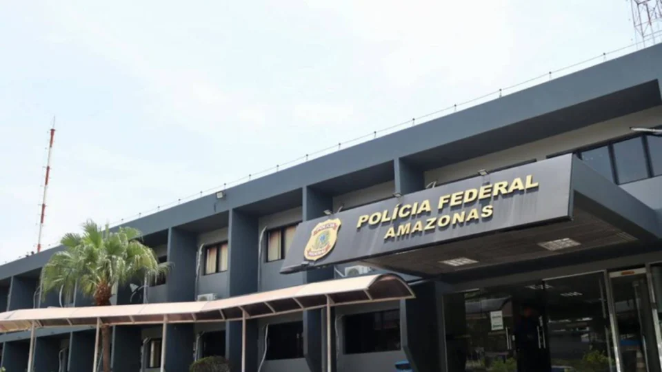 Operação Submundo Digital da Polícia Federal prende responsável por vídeos racistas na internet