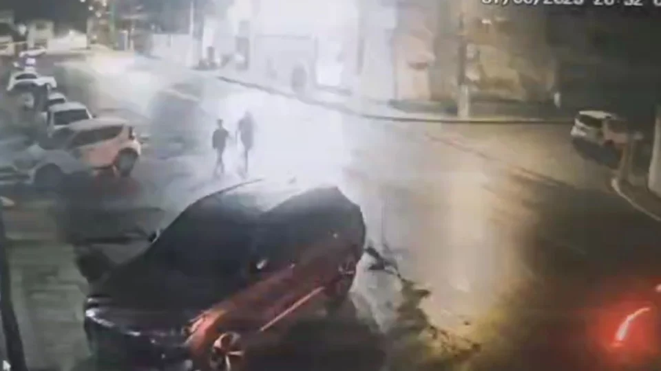 VÍDEO: Veja momento em que policial civil é morto em frente ao filho no RJ