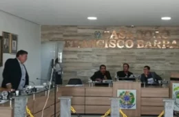 Peido interrompe sessão da Câmara de Orocó (PE) e provoca risadas entre vereadores no plenário