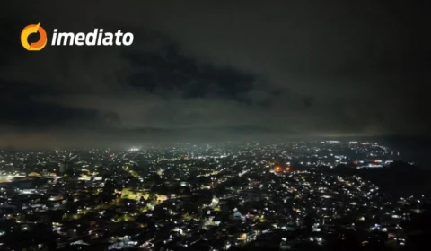 Neblina intensa cobre Manaus durante a madrugada e provoca fechamento temporário do Aeroporto Eduardo Gomes