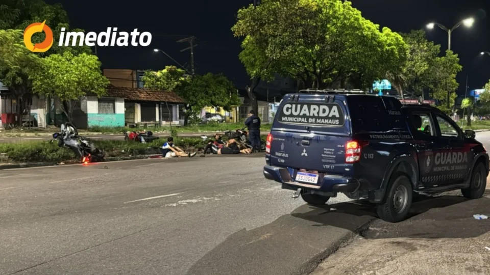 Motoqueiros causam colisão em avenida de Manaus e são detidos pela Guarda Municipal com placas adulteradas durante ‘rolezinho’