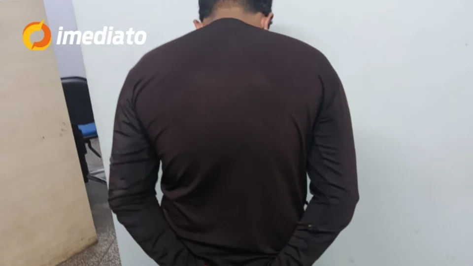 IMAGENS: Homem é detido por participar de ‘rolêzinho’ na Zona Norte de Manaus e adulterar placa de moto