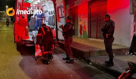 Homem pede socorro após sofrer agressão e ter o braço quebrado no bairro Monte das Oliveiras