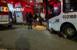 Colisão entre ônibus e motocicleta deixa homem e criança feridos no bairro Manoa