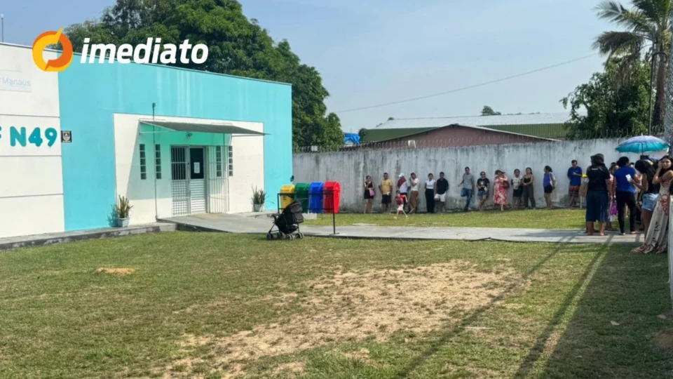 Moradores enfrentam filas e falta de atendimento em unidade de saúde no bairro Colônia Terra Nova