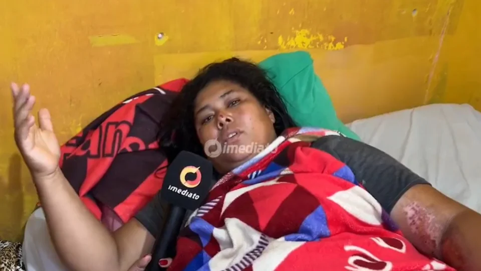 Mulher busca ajuda após grave acidente que deixou pastor na UTI no bairro Alvorada 1