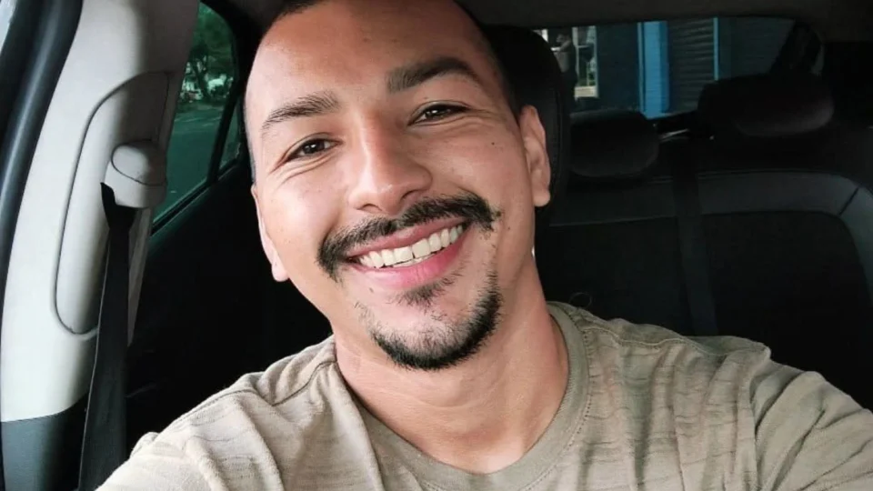 Chocante: Motorista de aplicativo é assassinado a facadas no Multirão