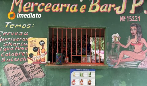 Homem pede grade de cerveja em mercearia e some sem pagar no Tarumã