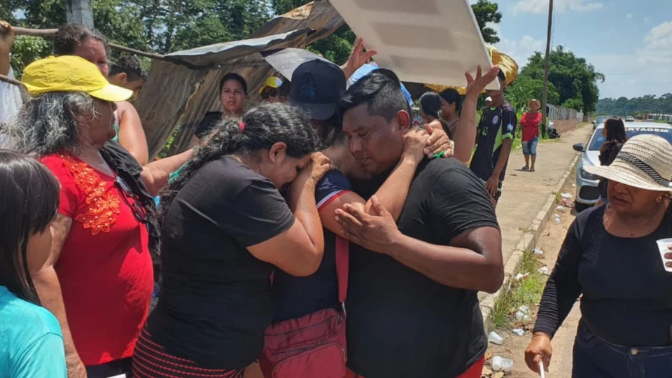 Veja o vídeo: Pai de adolescente morto junto com o avô em incêndio em Manacapuru detalha últimos momentos com o filho