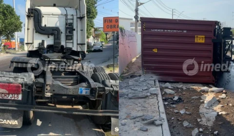 Veja o vídeo: Contêiner se desprende de carreta e causa caos no trânsito na Avenida Autaz Mirim; pista fica coberta de óleo
