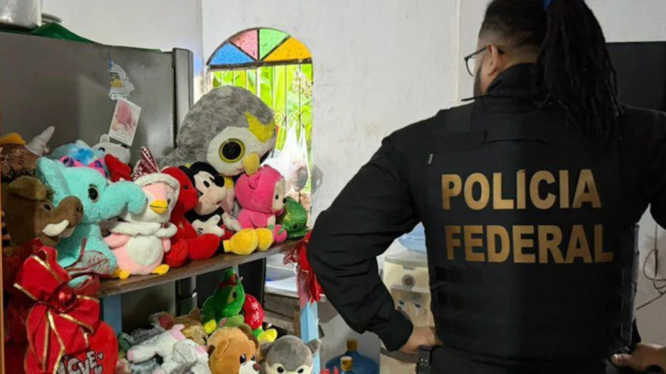 Veja o vídeo: Operação Nacional da PF prende 40 suspeitos de crimes sexuais contra crianças e adolescentes em todo o país