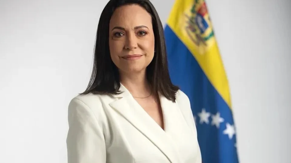 María Corina Machado, oposicionista do ditador Nicolás Maduro, vence o Nobel 2025