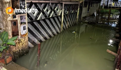 Chuva volta a alagar comunidade da Sharp e moradores relatam perdas e medo em Manaus