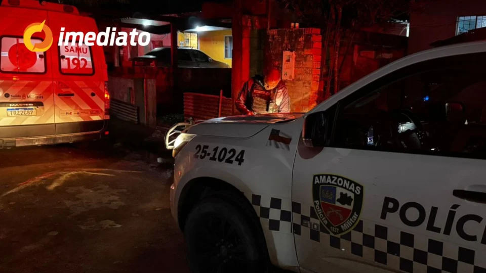 Homem é agredido com pedradas e pauladas após ser acusado de abusar da própria enteada em Manaus