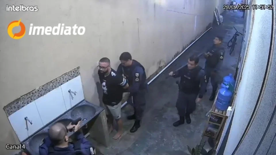 Cenas chocantes: Homem é preso após arrastar companheira amarrada em carro no bairro Flores