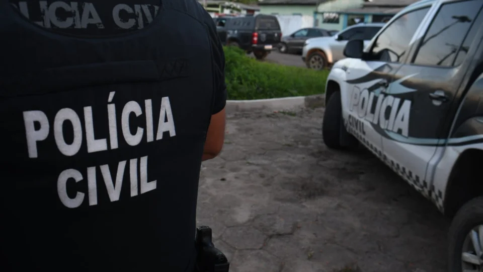 Polícia apreende jovem por roubo, furto e por ter ligação com grupo criminoso em Iranduba