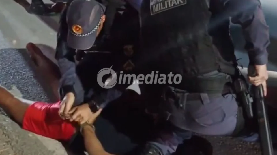 Ex-militar tenta matar a esposa, faz dois familiares reféns e é preso após perseguição na zona Leste de Manaus