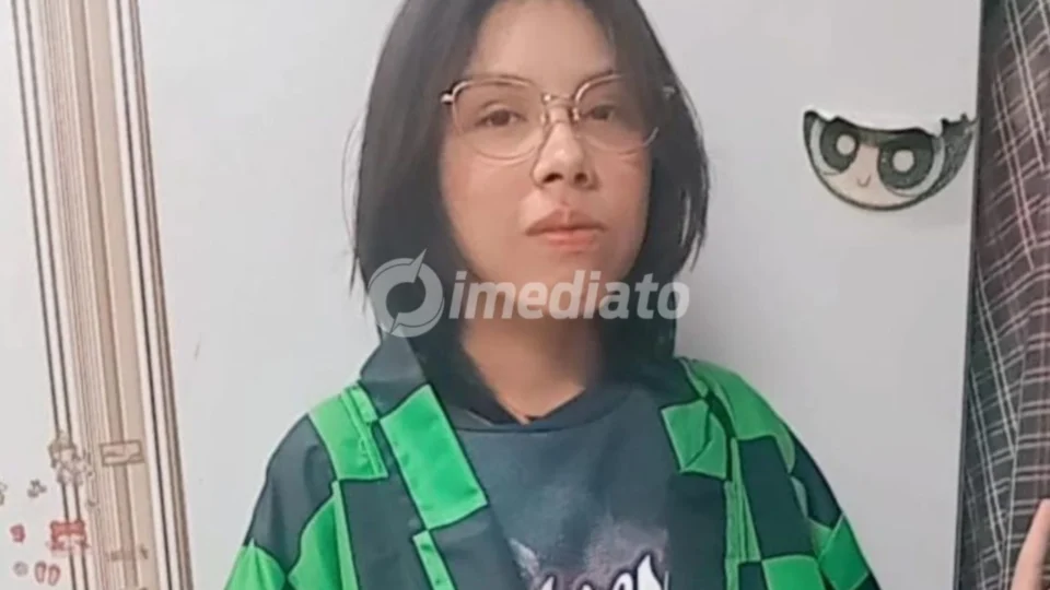 Mãe pede ajuda para encontrar jovem que desapareceu após sair de casa para ir à escola em Manaus