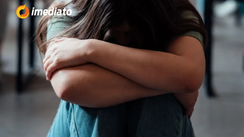 Professor é preso após denúncias de conduta inadequada com estudante em escola de Manacapuru