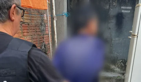 Homem é preso por descumprir medida protetiva e ameaçar ex-companheira no bairro Flores