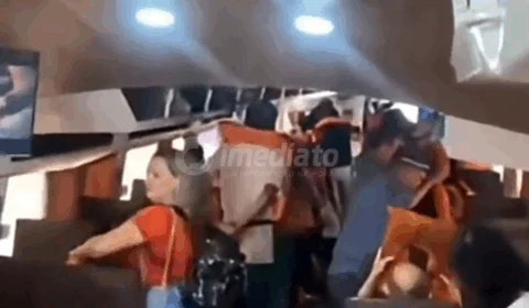 Forte banzeiro provoca pânico em passageiros de lancha na travessia do Rio Solimões