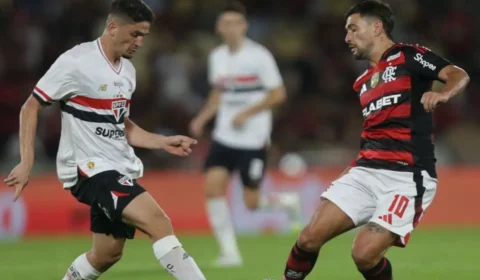 Flamengo enfrenta São Paulo na Vila Belmiro em busca da liderança do Brasileirão nesta quarta-feira