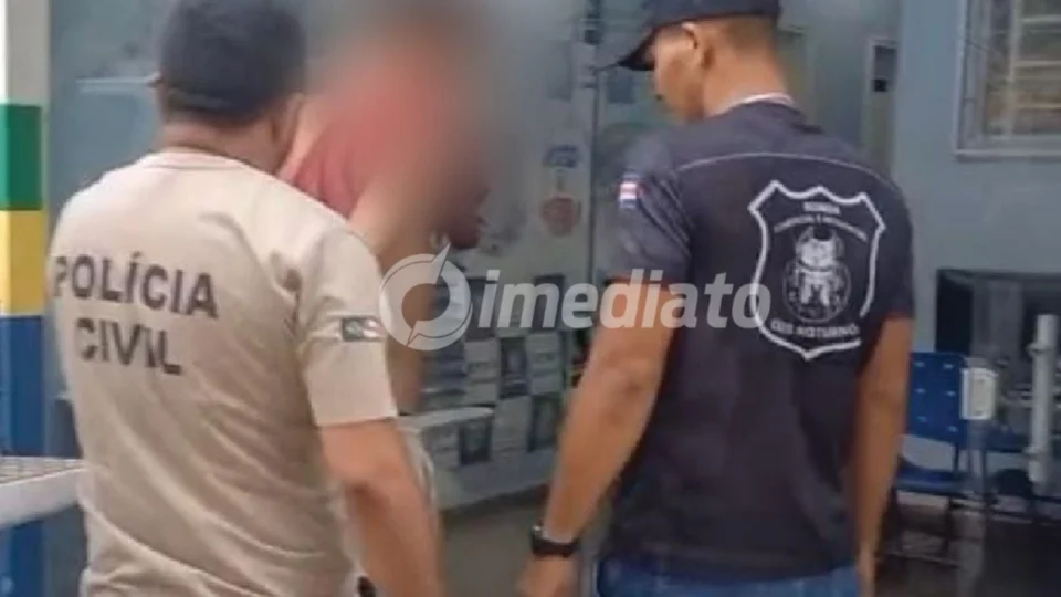 Filho é preso após ameaçar mãe com faca e exigir dinheiro para comprar drogas no Amazonas