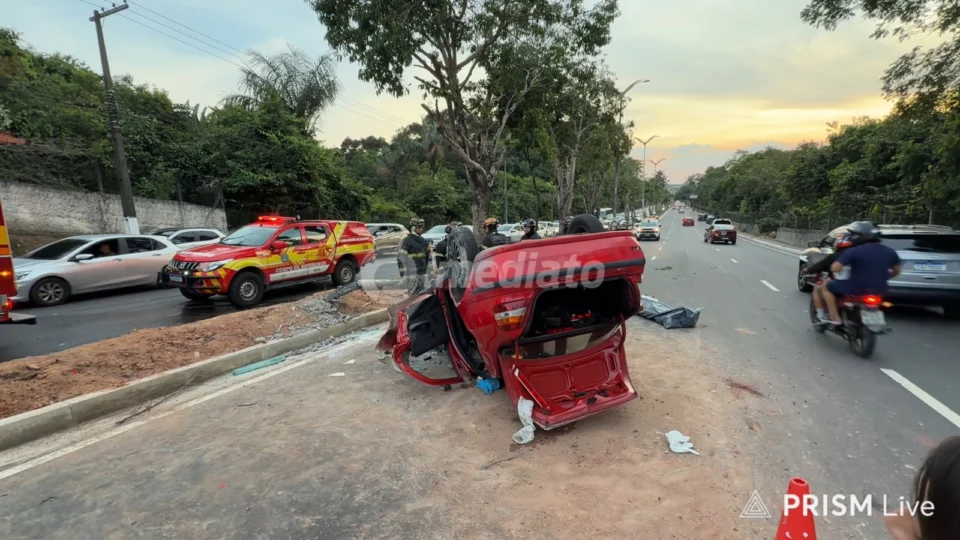 Filha conduzia o veículo atingido por carros em racha no Tarumã