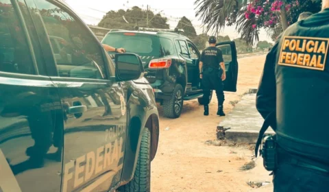 PF cumpre mandados contra suposto esquema de venda ilegal de armas, munições e ouro em Roraima